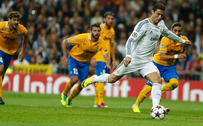 环球电竞热评-以色列篮球球星家庭生活曝光